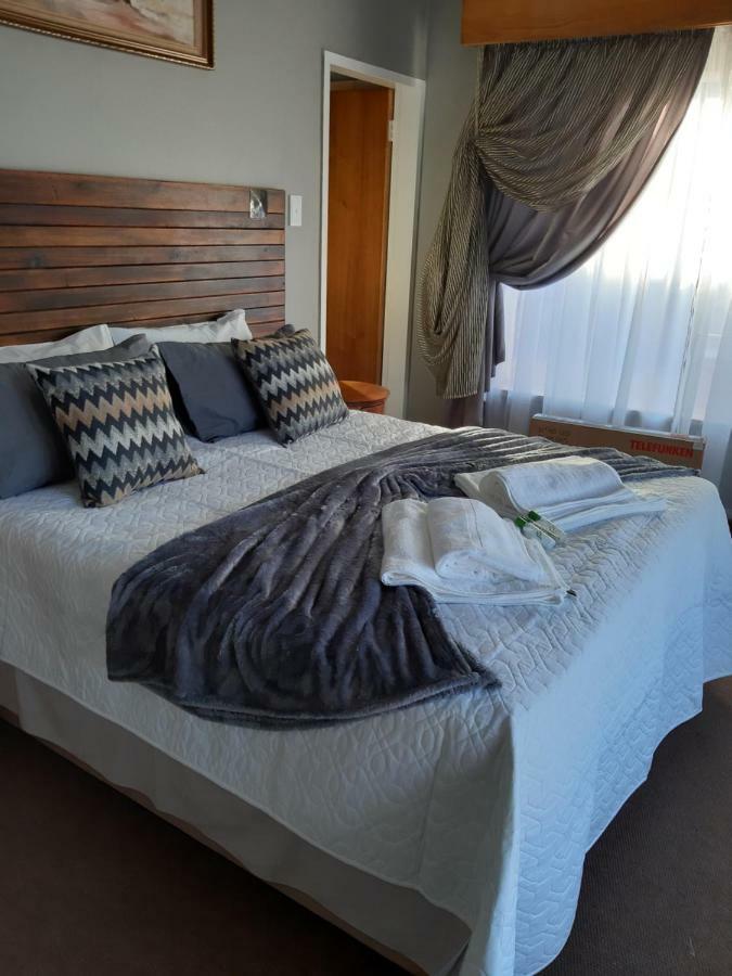 Fochville Guesthouse Exterior photo